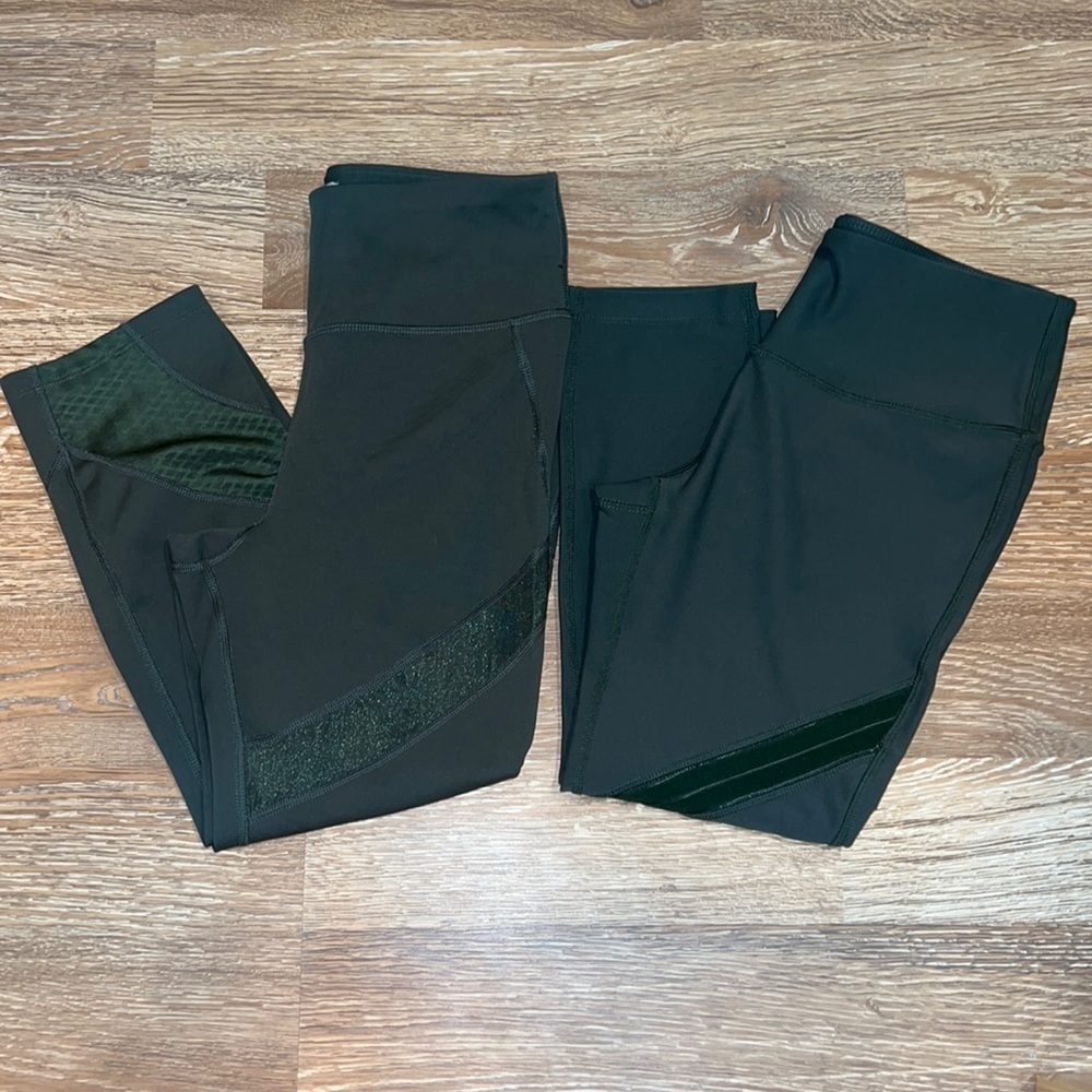 2 Pair of AVIA Crop leggings
